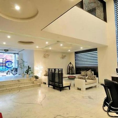 Frankstay -Le Unit By Worth Yeni Delhi Dış mekan fotoğraf