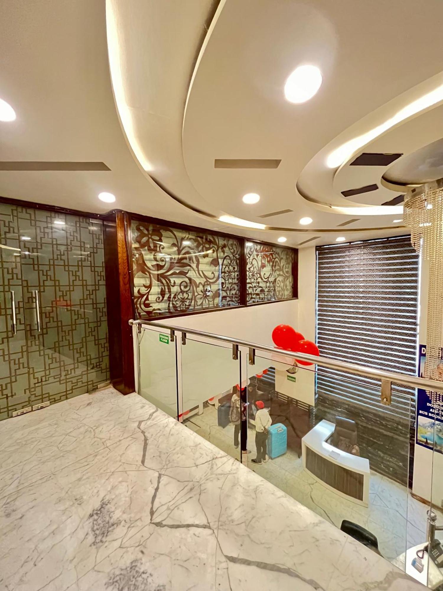 Frankstay -Le Unit By Worth Yeni Delhi Dış mekan fotoğraf